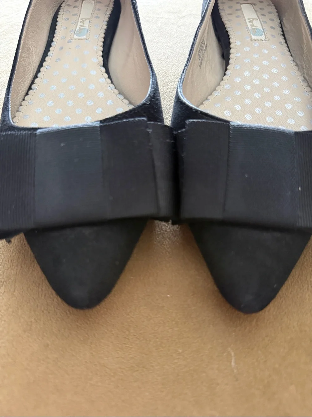Boden Black Suede Pointed Toe Ballet Flats Grosgrain Ribbon Bows Size 39/ 8.5 US
